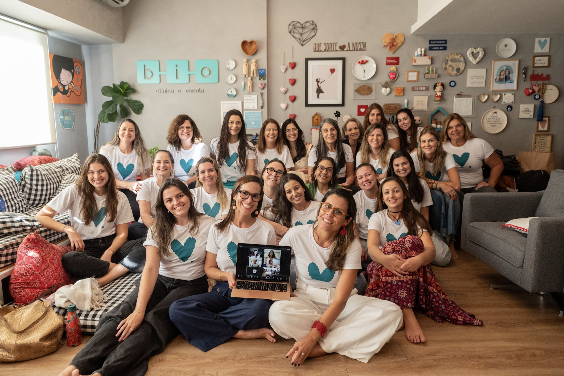 Turma de Gestalt-terapia reunida no espaço da Bio Desenvolvimento Humano